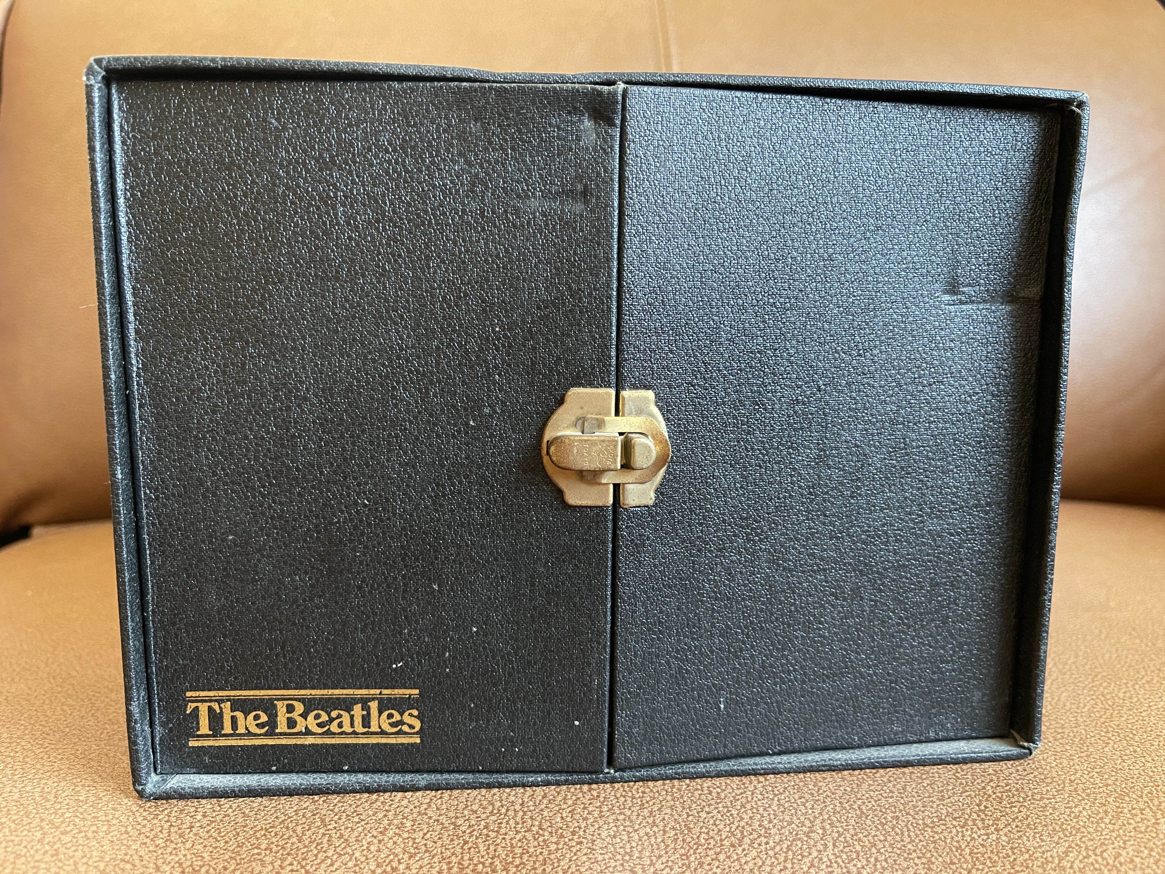 Японская версия бокс-сета The Beatles (16CD, выпущен в 1988 году) Изображение 1