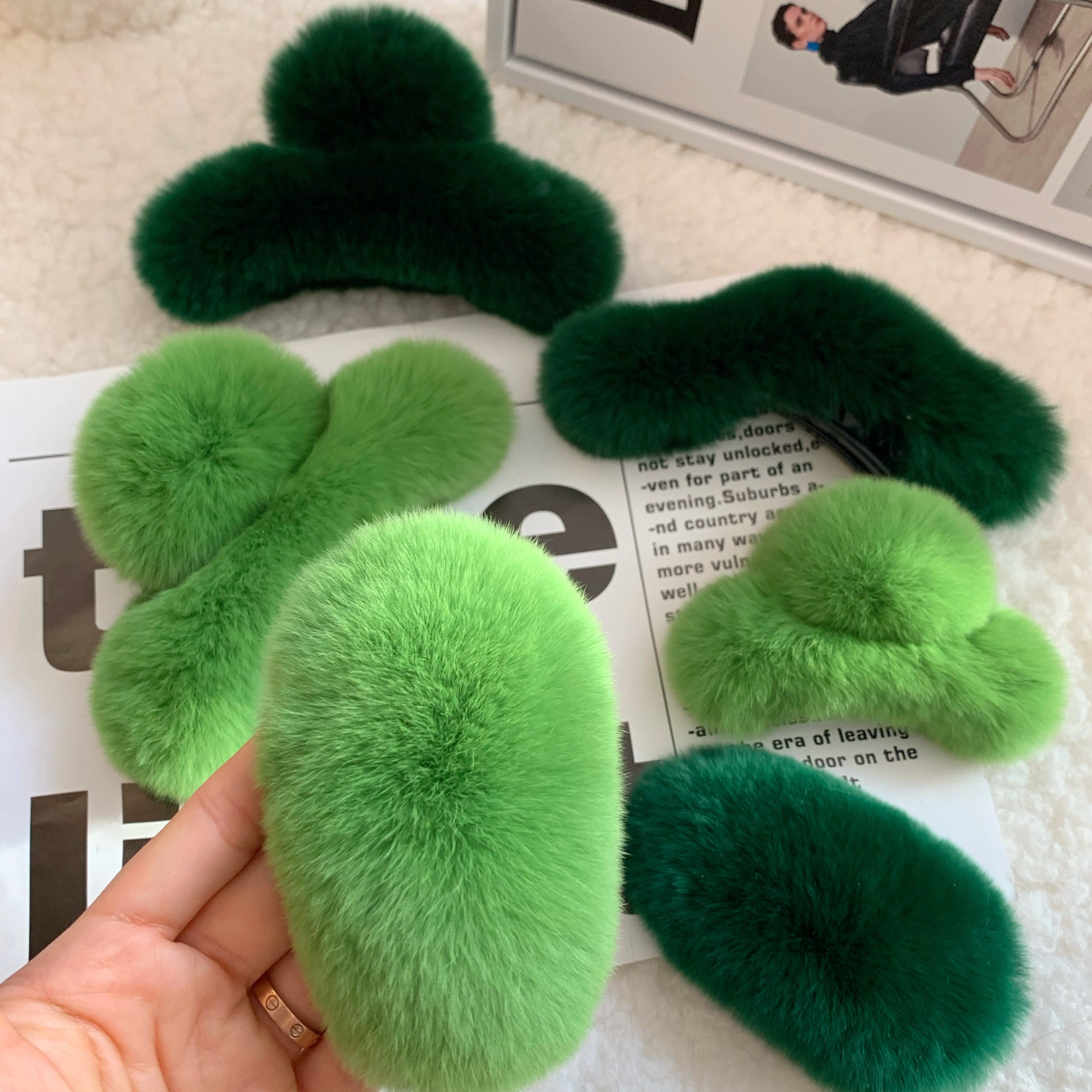 ins风绿色系毛毛发卡秋冬纯色毛绒发饰獭兔毛刘海bb夹盘发夹发抓