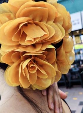 森系风黄色大花朵抓夹女2025新款后脑勺盘发器鲨鱼齿夹美人发饰