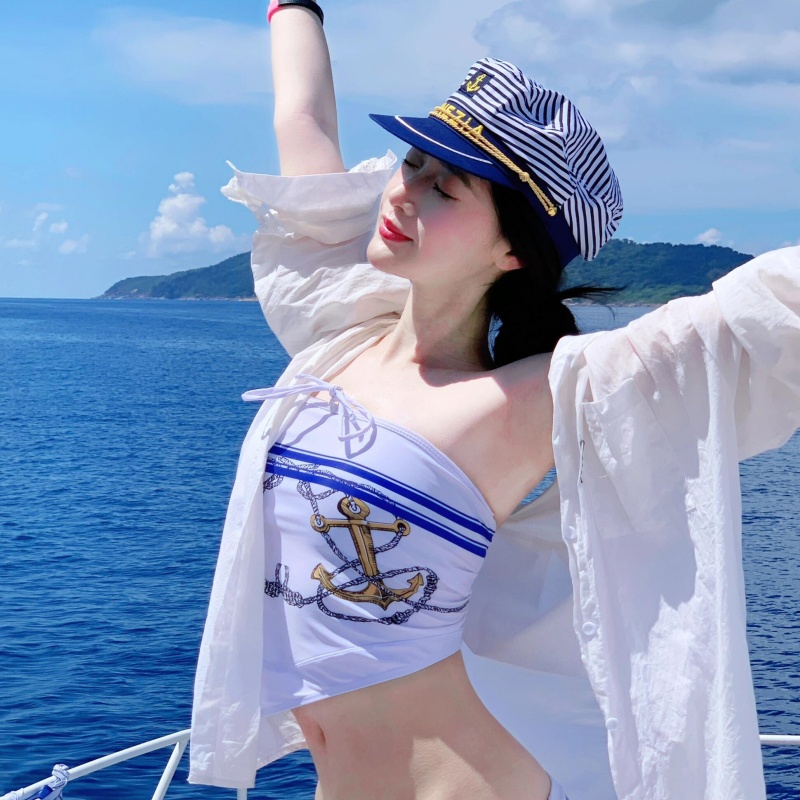 网红同款海军比基尼分体纯欲性感抹胸辣妹小胸绝美渐变度假泳衣女
