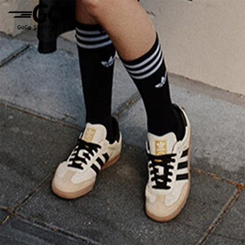 阿迪达斯女士那尔那茜经典运动鞋