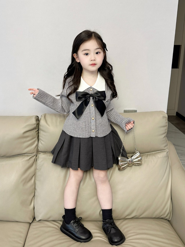 女童气质蝴蝶结外套学院风百褶裙套装女宝宝灰色针织开衫2025秋装
