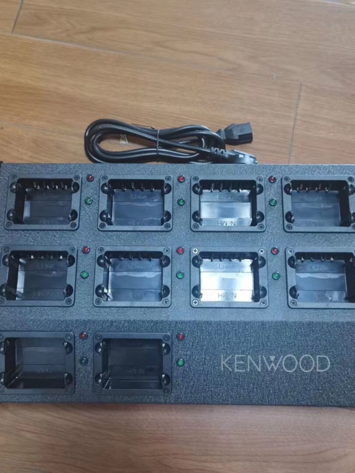 适配建伍KNB-45L充电器多路充