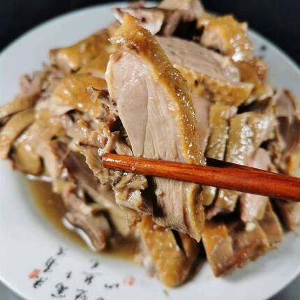 安徽无为特产正宗无为马家板鸭卤鹅熏鸭新鲜卤食熟食现卤现发包邮