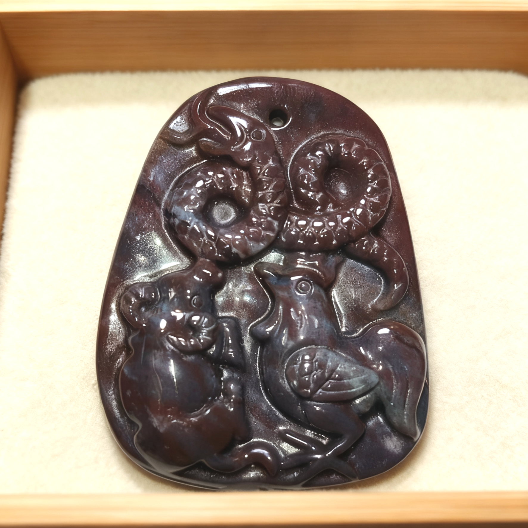 天然七彩玛瑙蛇牛鸡三合牌吊坠金局挂件本命年吉祥物玉石十二生肖