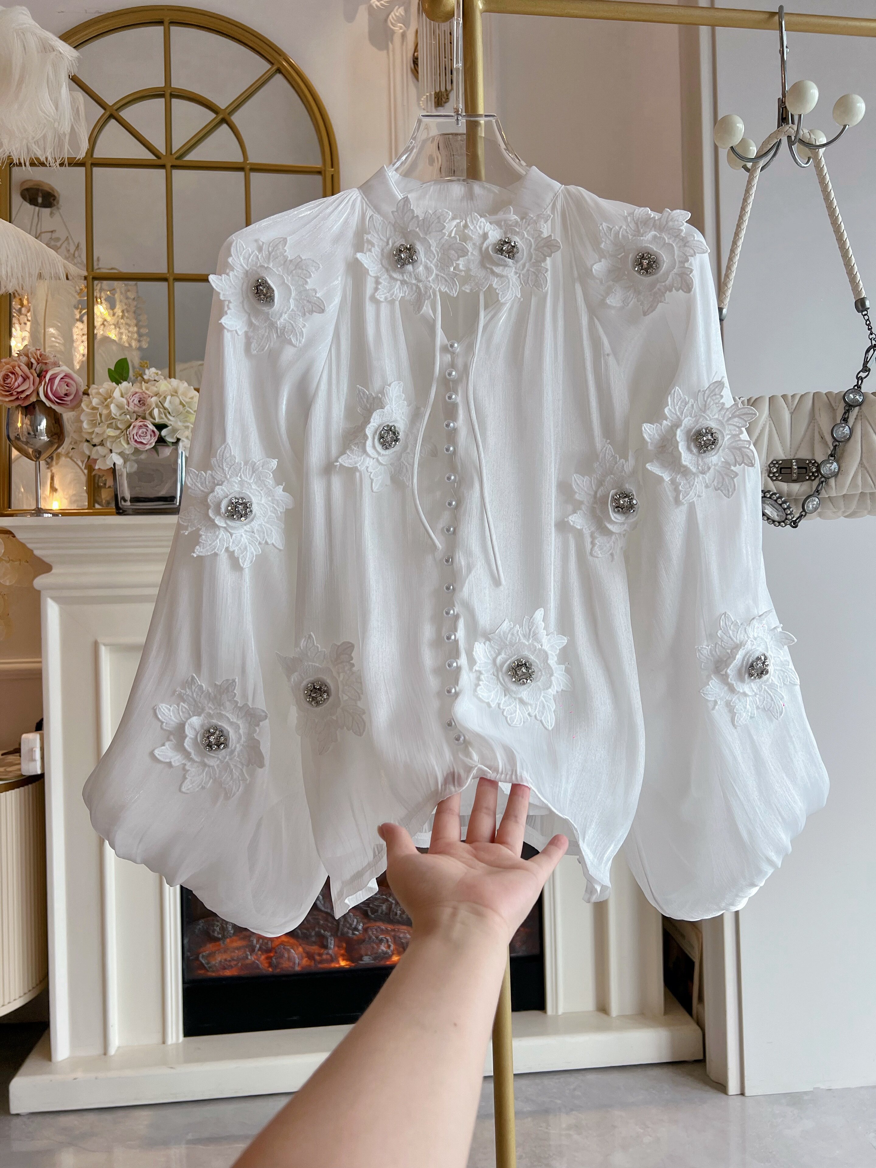 Korean design style heavy-duty rhinestone floral chiffon shirt, l
