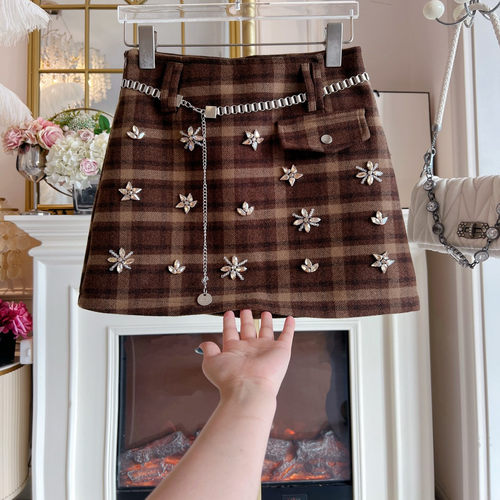 小香风毛呢半身裙女装2025年秋冬链条高腰显瘦重工镶钻a字裙短裙