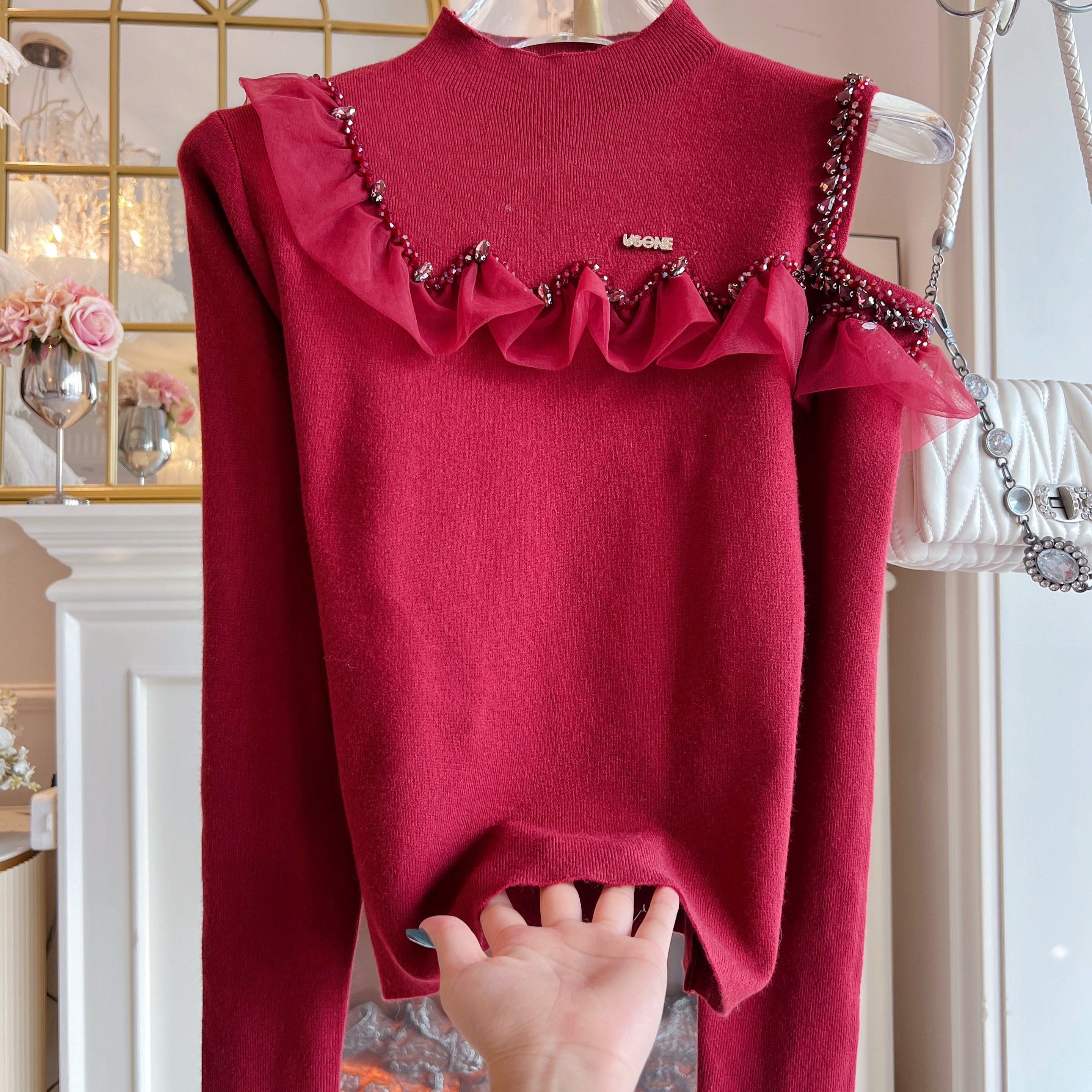 2025年秋冬新款重工镶钻半高领长袖打底衫女时尚性感露肩T恤,女装/女士精品,T恤,淘宝优惠券,粉丝福利购,淘宝优惠卷