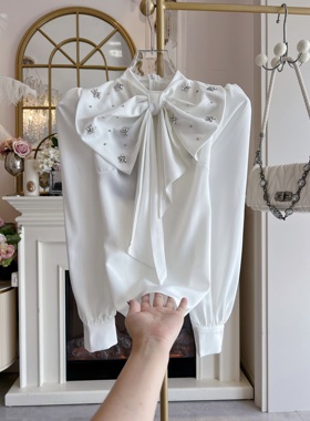 法式小众蝴蝶结缎面衬衫女2025年秋冬宽松套头职业白色衬衣雪纺衫