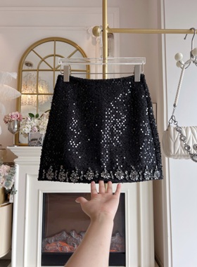 2025年秋冬小香风重工亮片包臀裙女高腰显瘦A字黑色半身裙短裙子