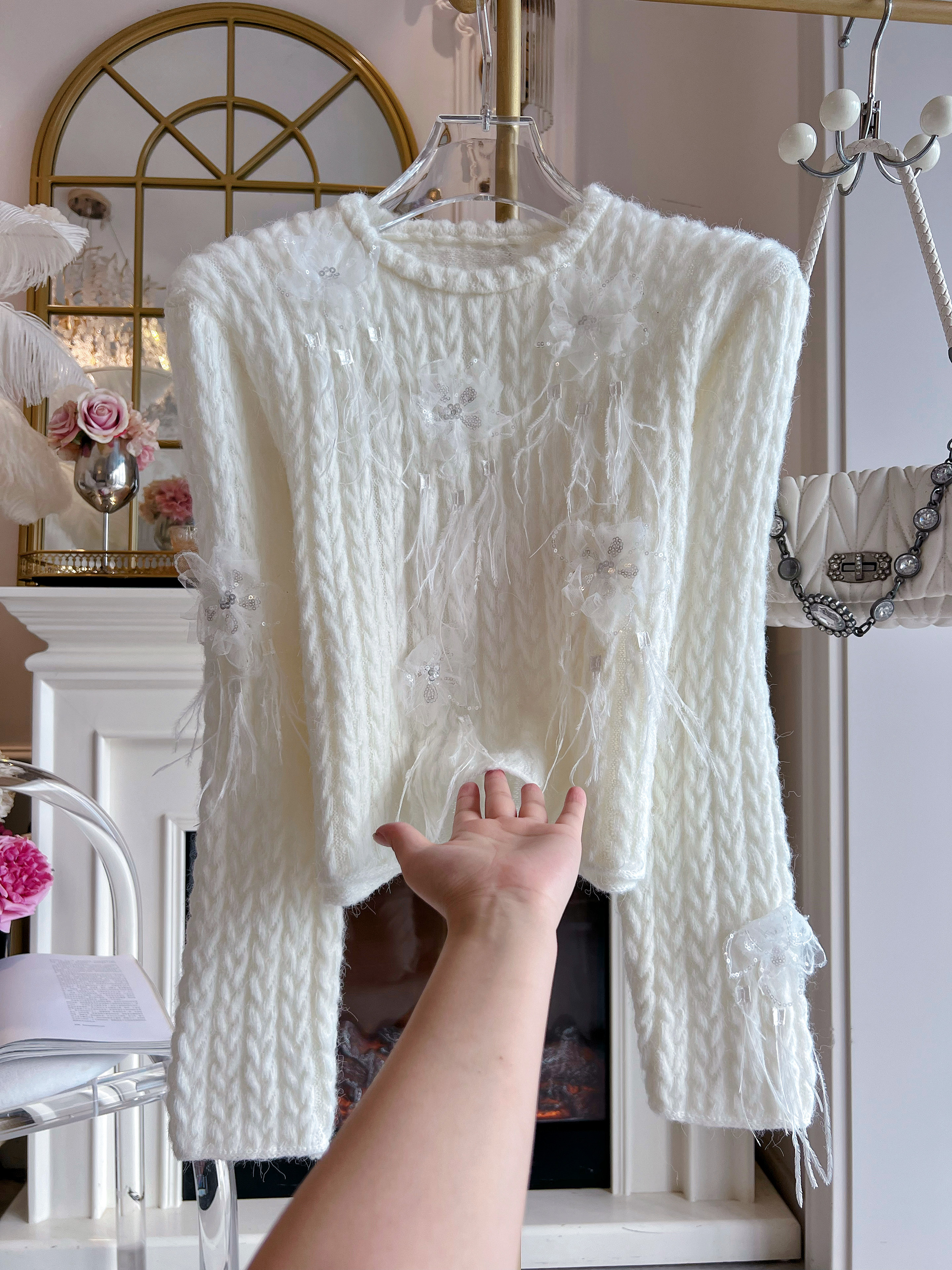 台湾货2025年秋冬原创重工钉珠毛衣慵懒甜美软糯长袖羽毛针织衫女