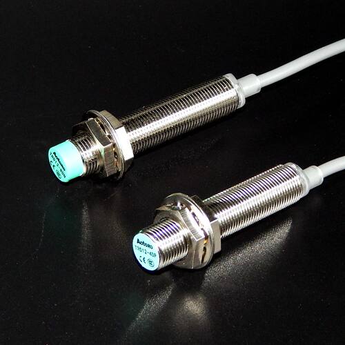 TRD12-8/4远距离接近开关传感器