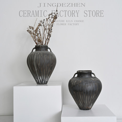 新中式现代创意黑色双耳陶罐陶瓷花瓶摆件样板房软装饰品复古花器