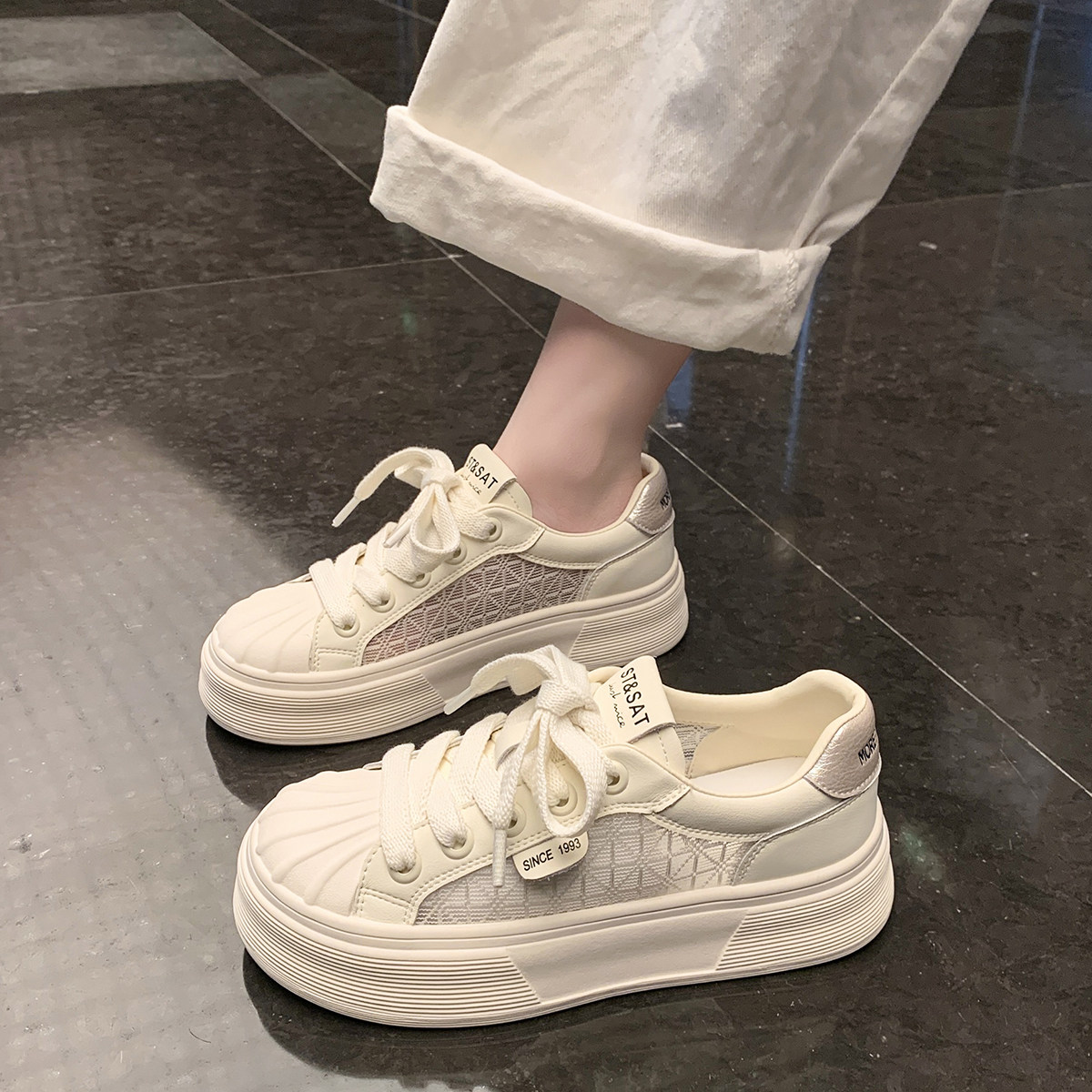 星期六厚底小白鞋女2025新款百搭休闲板鞋ins潮透气运动鞋子时尚