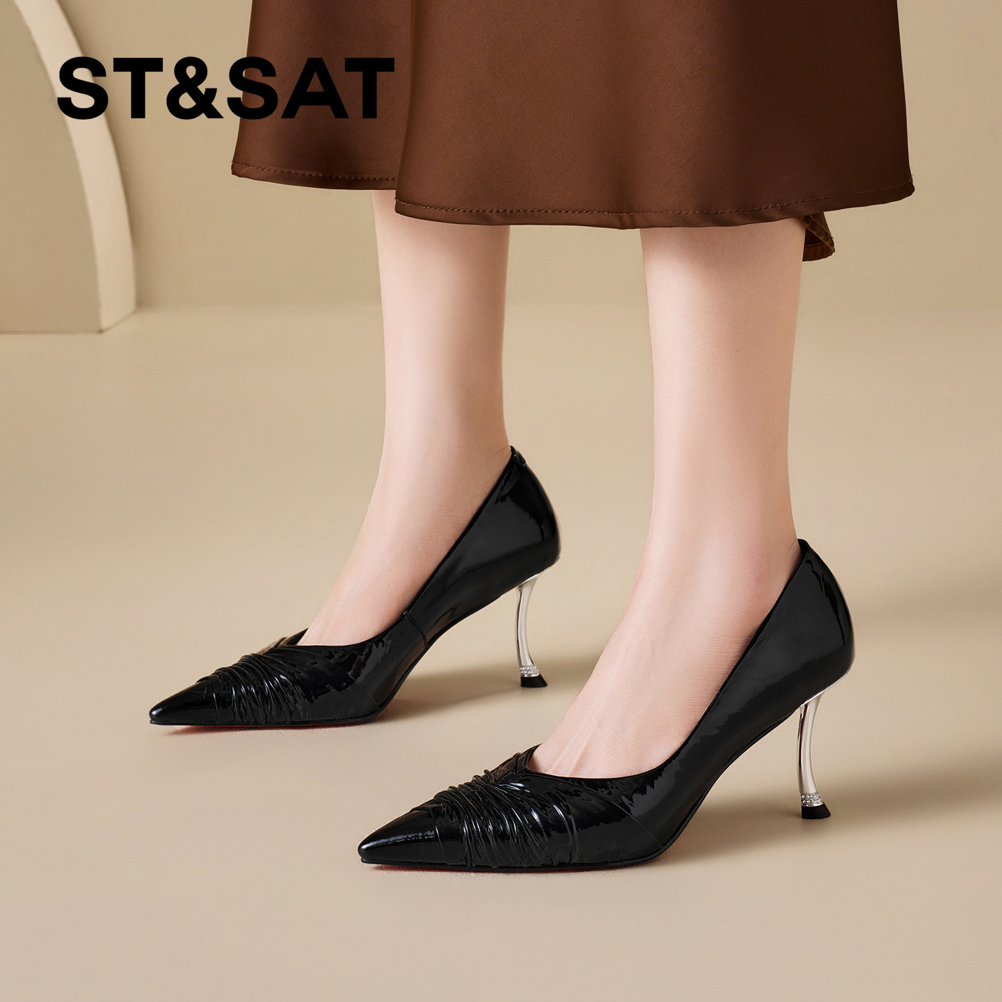星期六轻熟风气质真皮褶皱高跟鞋女2026春季新款尖头细跟浅口单鞋