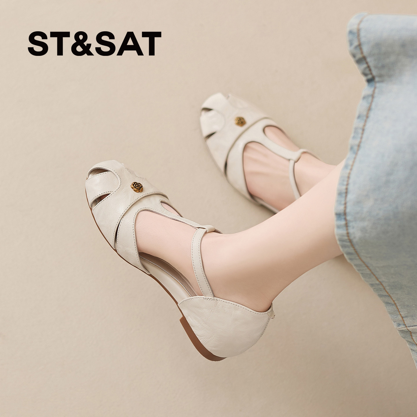 星期六法式包头凉鞋女夏巨好看米白色镂空山茶花配裙子平底单鞋子