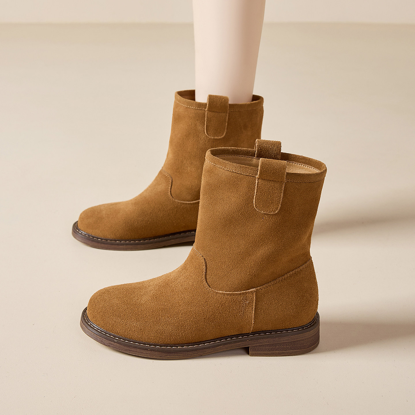 星期六麂皮短靴女秋冬牛西部靴子