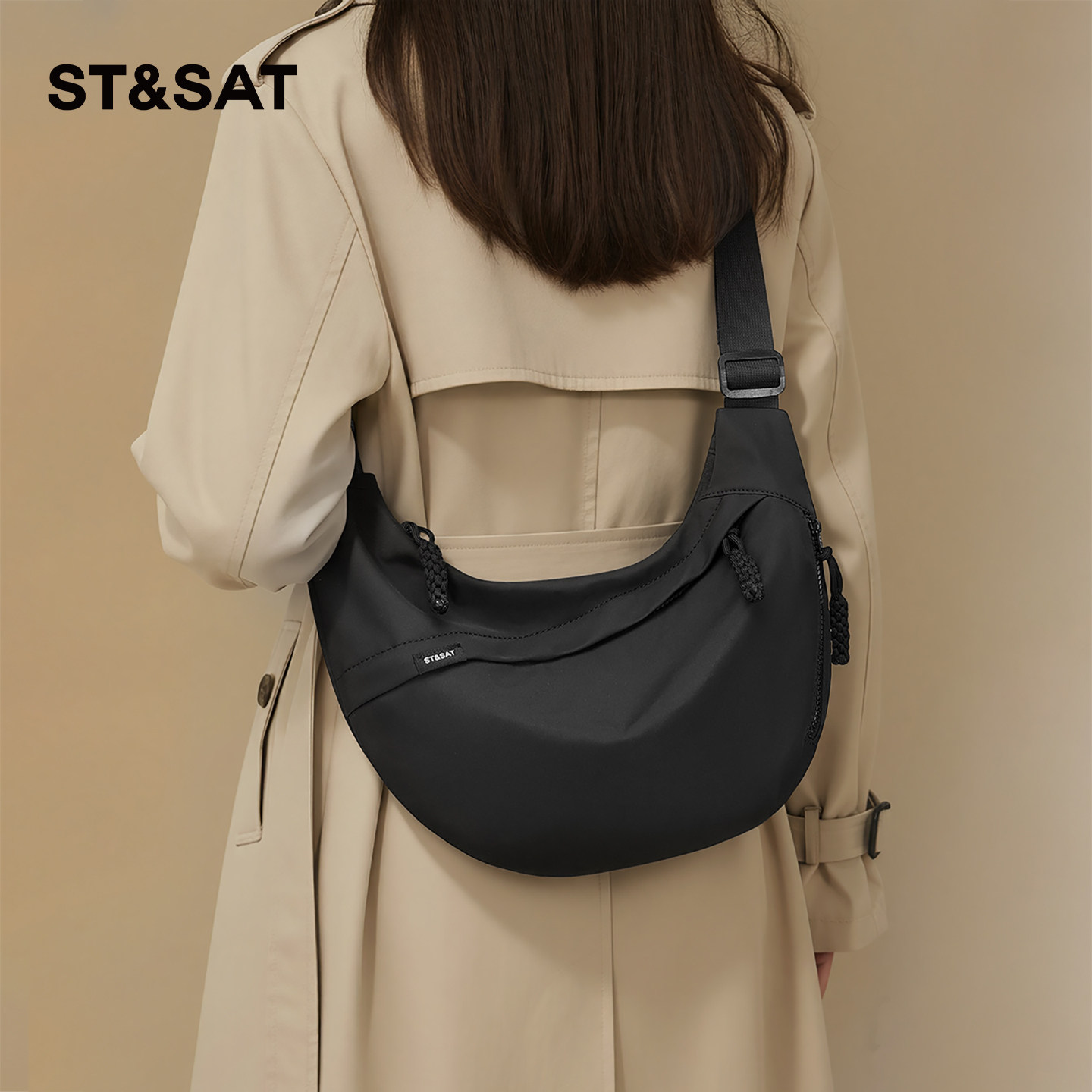 星期六帆布包包女款2026休闲轻便百搭斜挎包女式大容量单肩饺子包