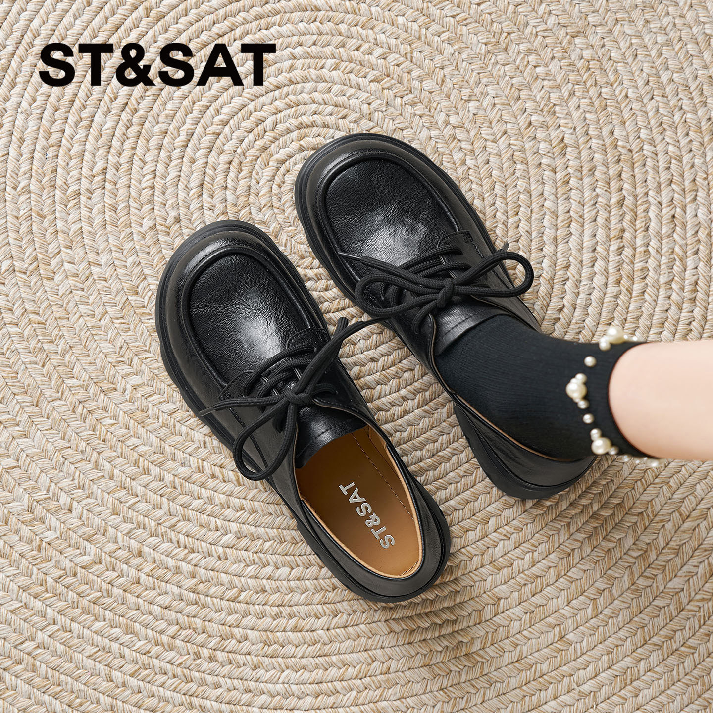 星期六真皮乐福鞋女2026春季新款爆款复古休闲黑色系带单鞋小皮鞋