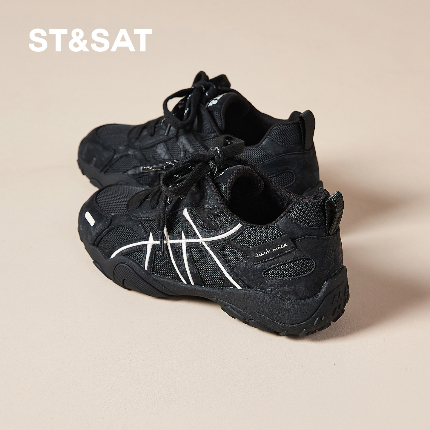 星期六女士德训鞋女秋季增高女鞋
