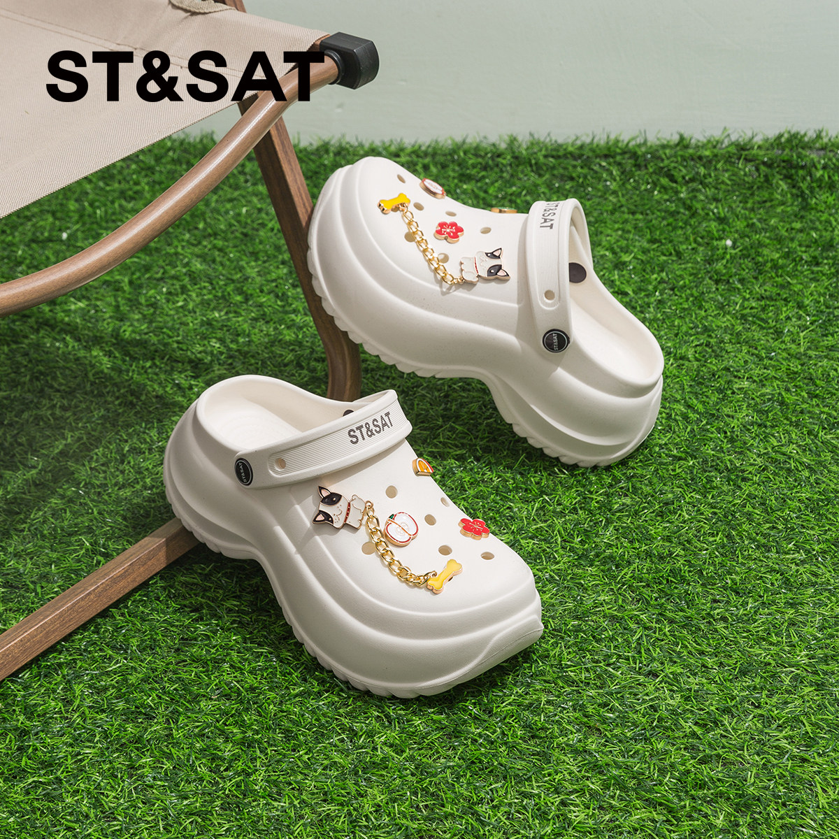 星期六厚底洞洞鞋女夏季外穿2025新款时尚网红增高软底高级感凉鞋