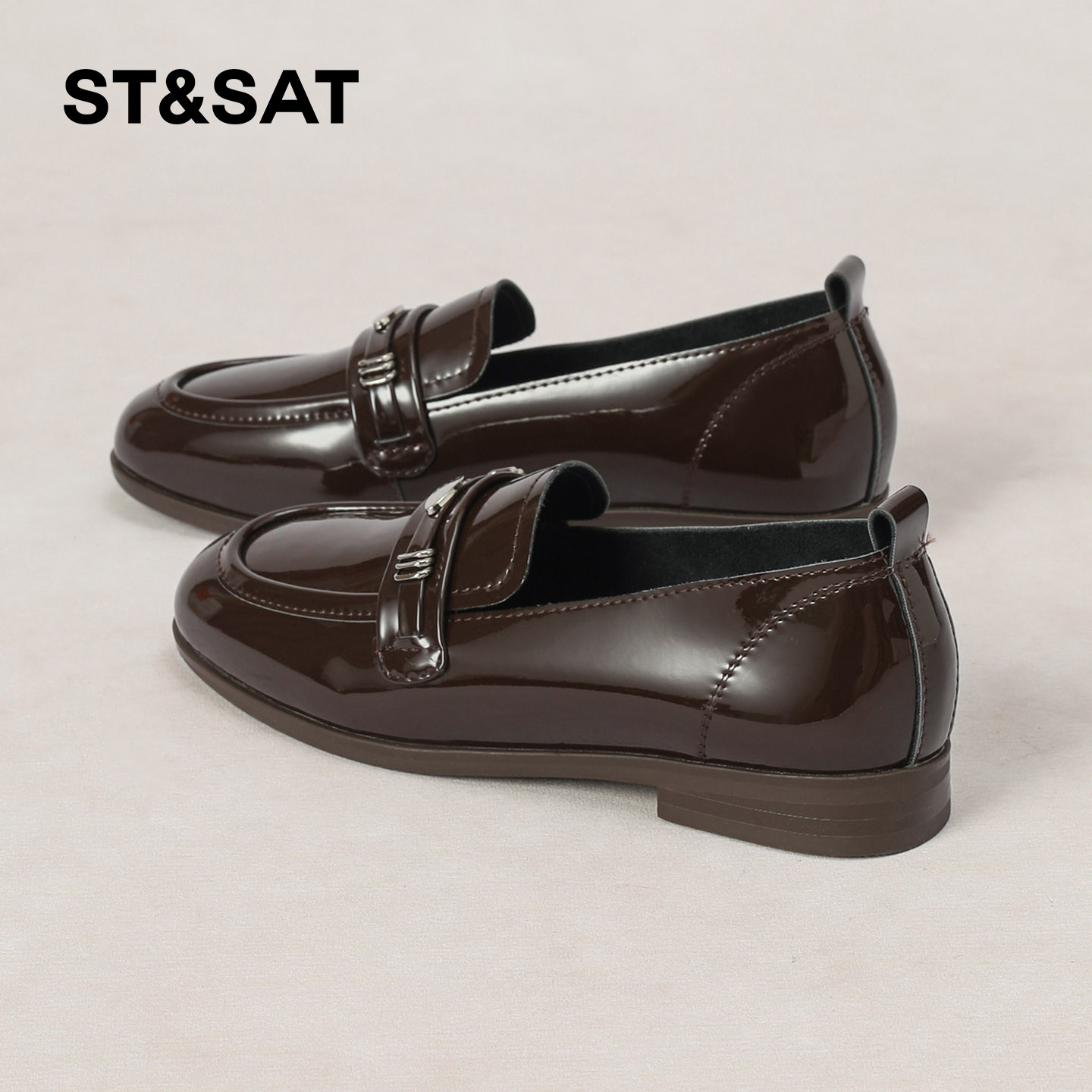 星期六英伦风气质乐福鞋女2026春季新款一脚蹬漆皮亮面复古小皮鞋