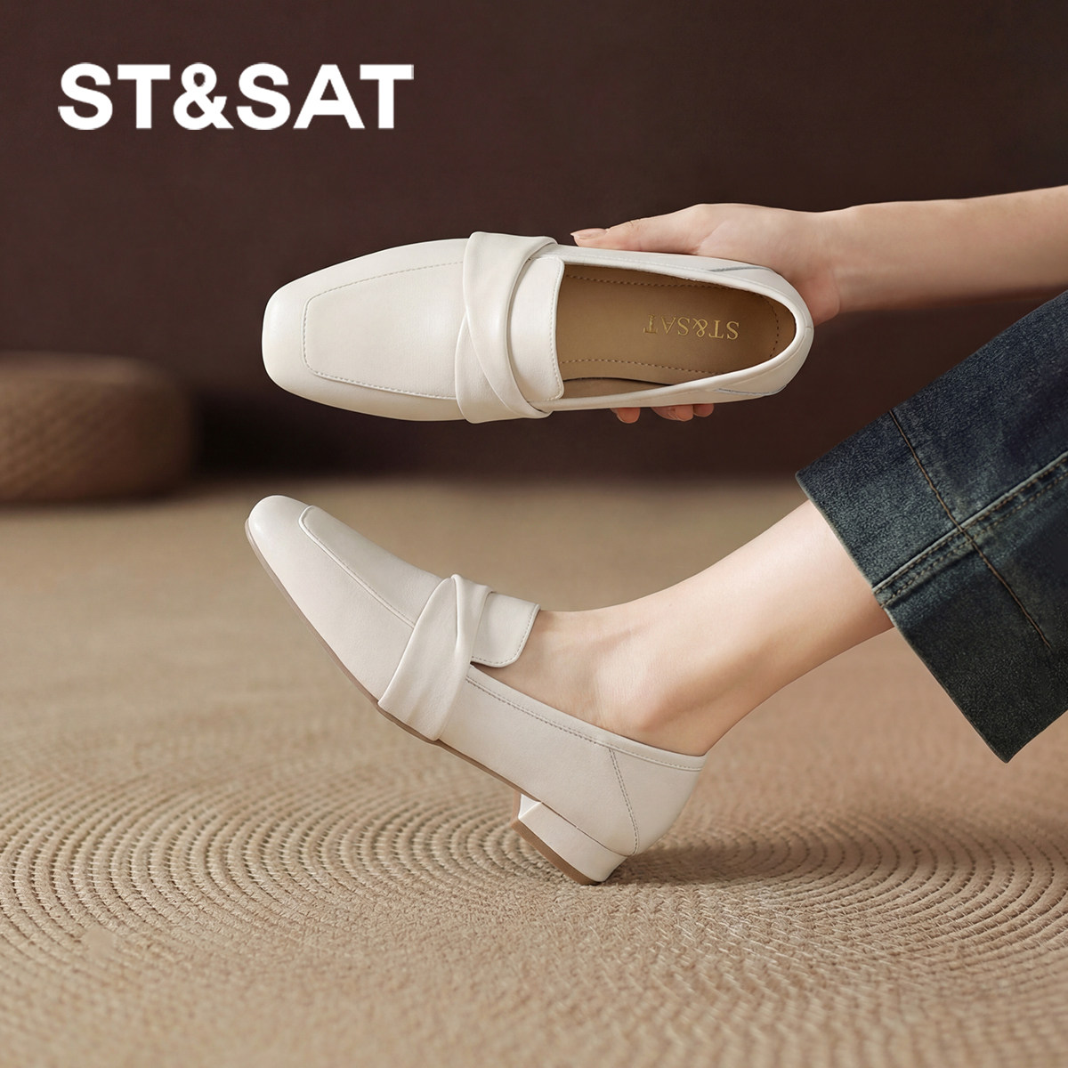 星期六白色乐福鞋女款2026新款夏季一脚蹬不累脚英伦风小皮鞋女