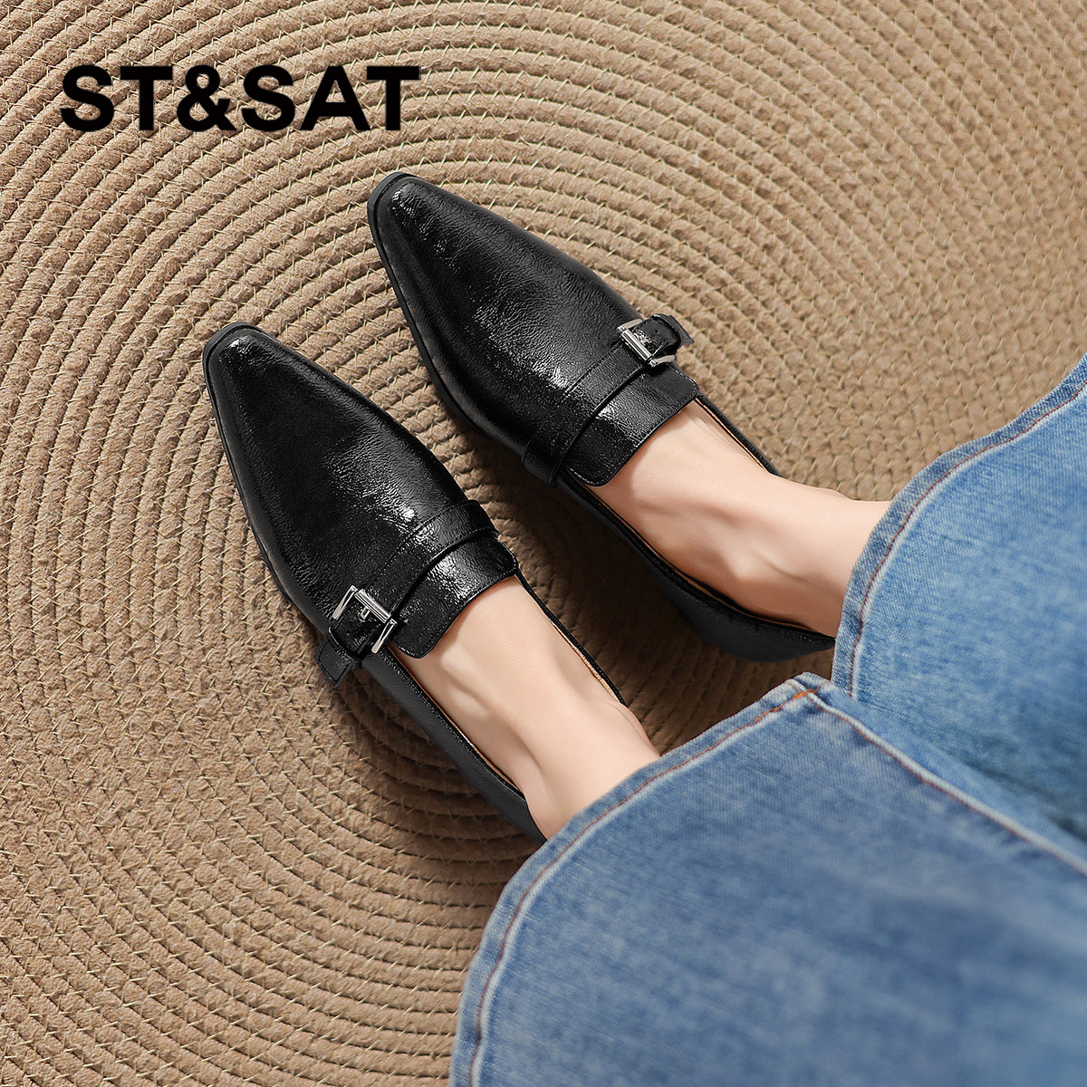 星期六尖头平底单鞋女款2026新款春季英伦风通勤乐福鞋黑色小皮鞋