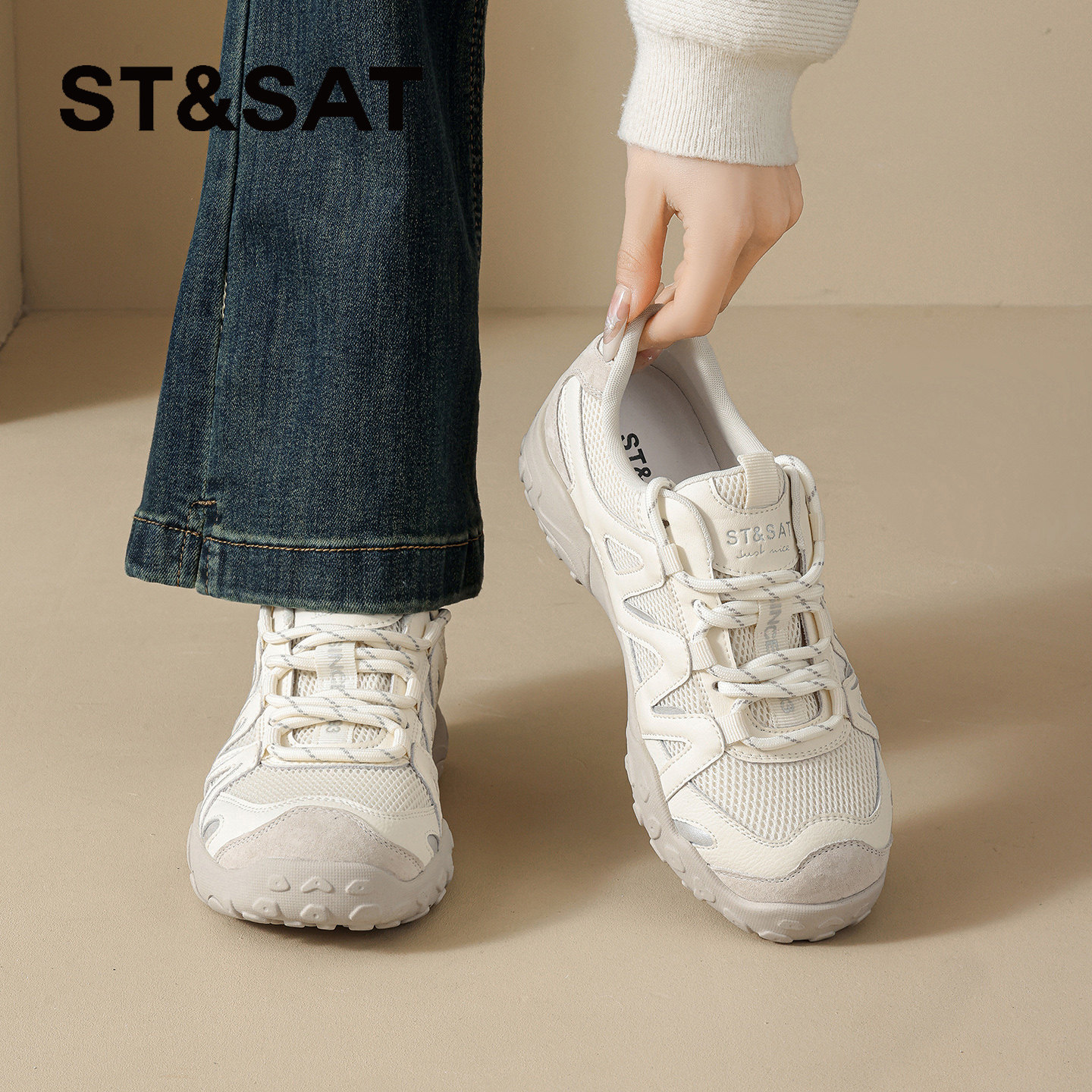 星期六户外登山鞋女2026春季新款厚底防滑运动鞋透气徒步鞋休闲鞋