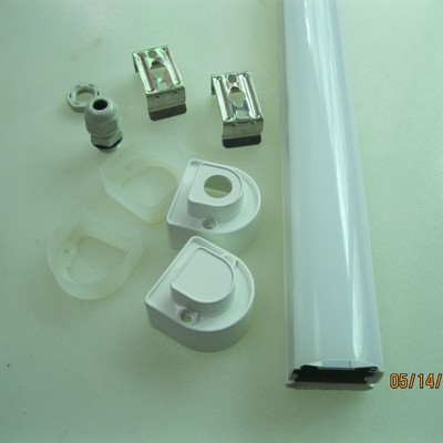 福永现货三防灯外壳 全塑一体化 双色全塑灯管 线条灯 1.2米 20W