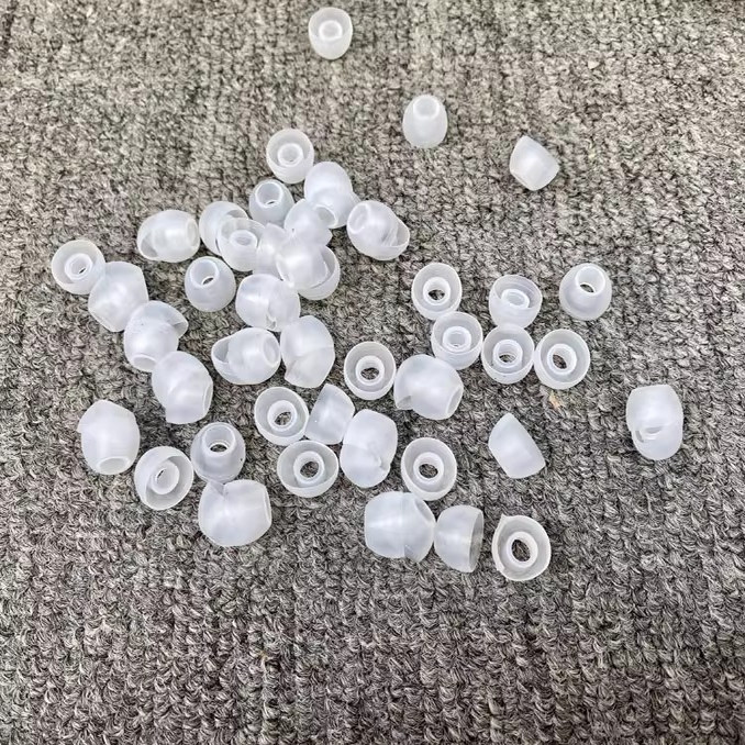 1元10个 透明色 中号入耳式耳机硅胶套通用耳机 耳塞套 耳冒胶套