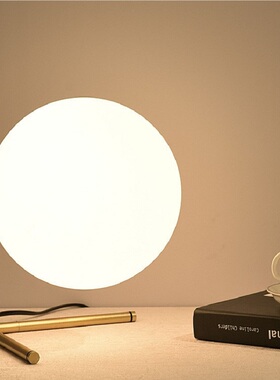 0北欧台灯金黑色后现代简约圆球卧室床头灯具E27灯泡三色光可110V