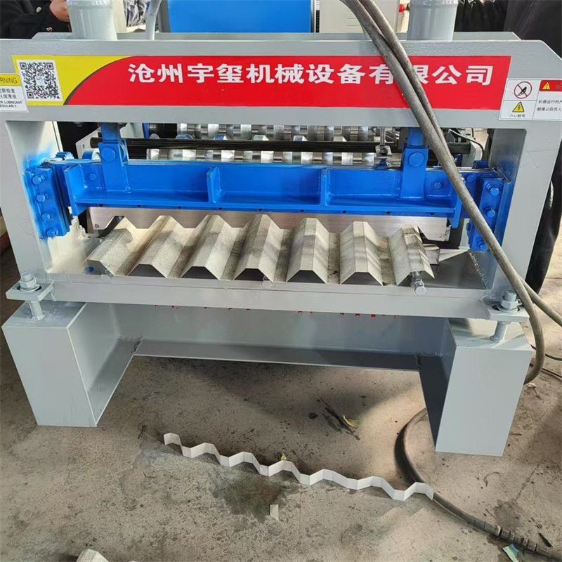 750型压瓦机铝镁锰横挂板彩钢瓦设备梯形峰铁皮瓦机彩钢压瓦机,机械设备,其他机械设备,淘宝优惠券,粉丝福利购,淘宝优惠卷