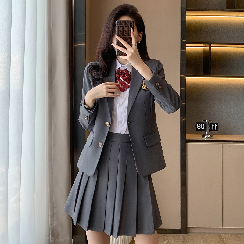 灰色西装套装女2025新款春秋小个子高级感气质学院风百褶裙两件套