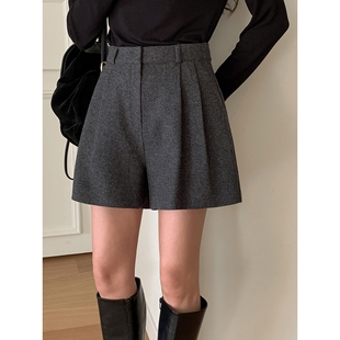 裤 高级感小个子通勤配靴子高腰短款 子 女外穿2025新款 毛呢秋冬短裤
