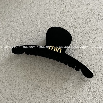 发量偏少到适中抓的紧黑丝绒百搭