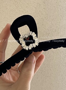 发量适中到多！气质轻奢款方钻扣优雅百搭鲨鱼夹简约黑色丝绒抓夹