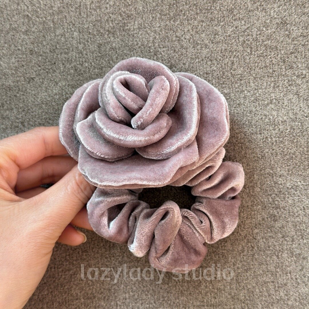 高货 独特的豆沙粉紫 慵懒风立体玫瑰花丝绒大肠发圈 马尾头花女