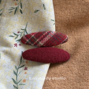 一对装。红色格纹撞色发夹 新年节日氛围感侧边红色发夹掰掰夹女