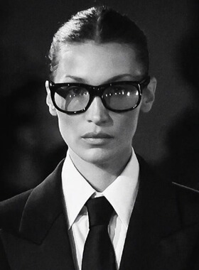 404的店2025复古大框椭圆秀场同款TR眼镜防蓝光时髦斯文配度数