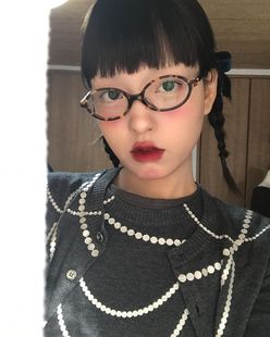 404 店小框椭圆书呆子眼镜配度数高度近视时髦斯文素颜平光镜女