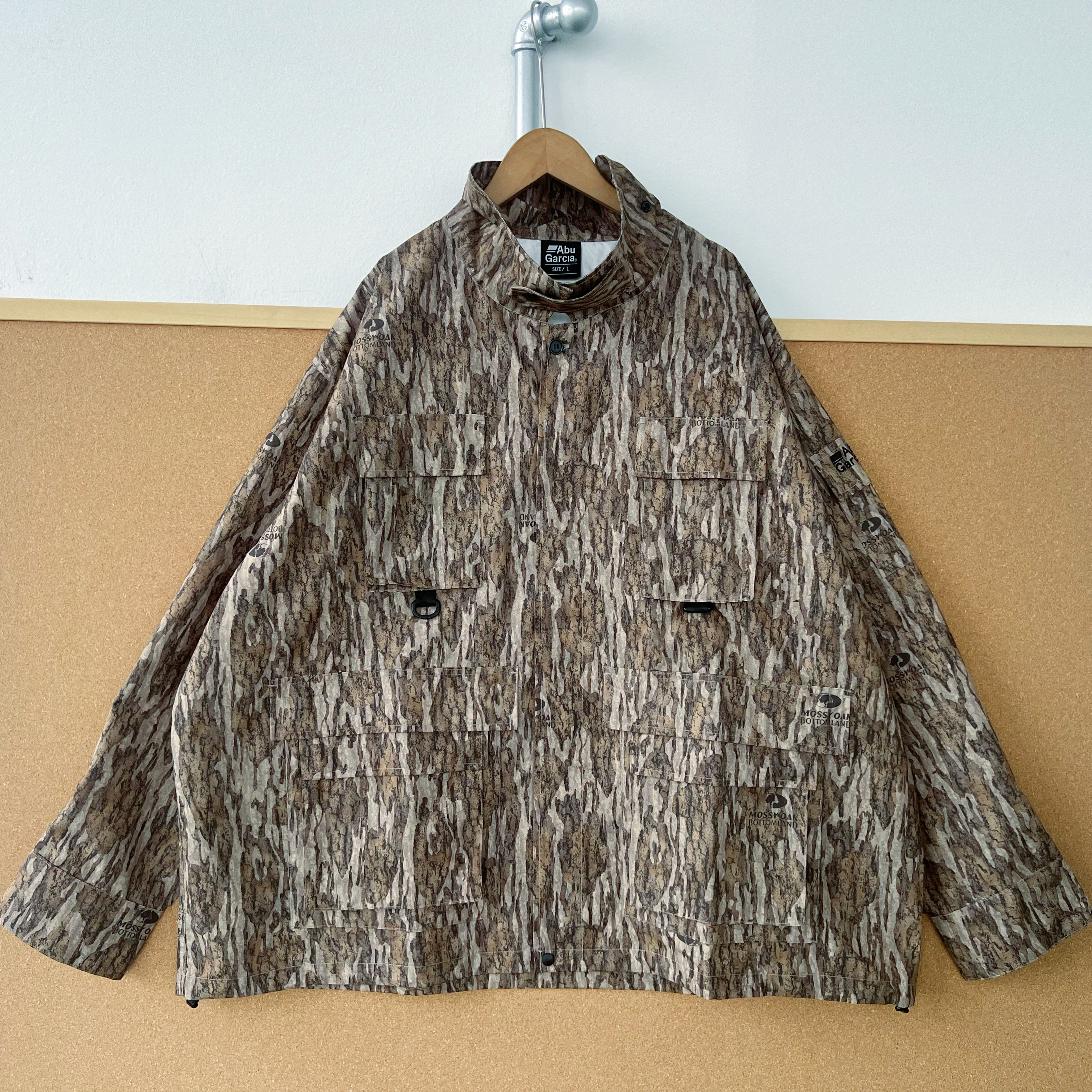 2R1-30韩版设计感小众个性迷彩工装口袋宽松户外防水外套H25-10