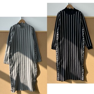 饰Z25 楼10 49半高圆领套头竖条纹针织连衣裙单开叉设计字母装