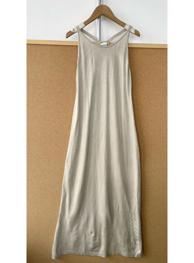 2F-57女士简约气质吊带连衣裙后开叉针织慵懒风无袖基础款Y25-12