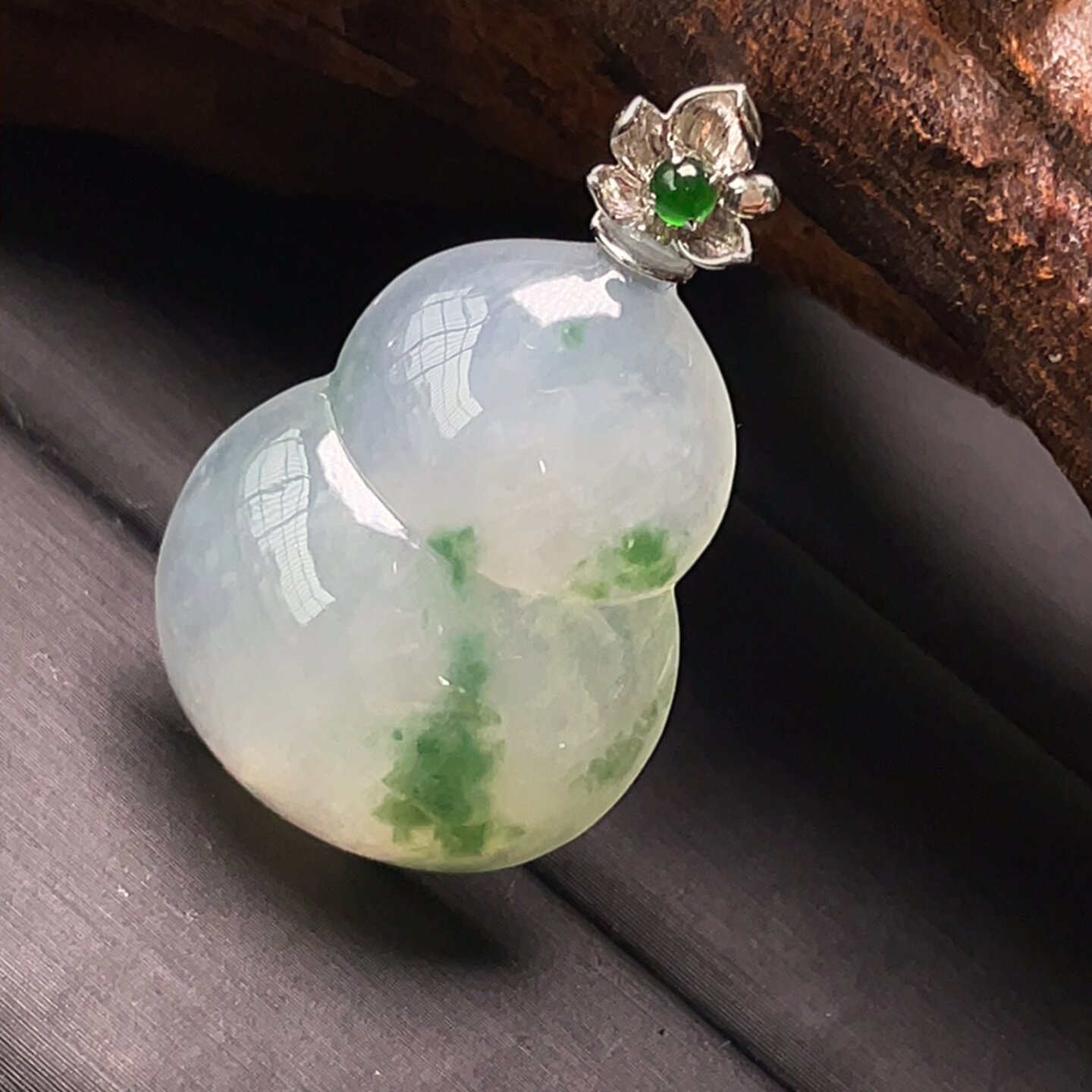 天然缅甸A货翡翠葫芦吊坠绿飘花冰糯精品18k金玉石吊坠配证书