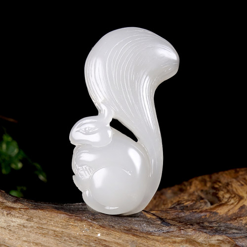 【天石玉器】和田玉白玉立体松鼠挂件15.25g