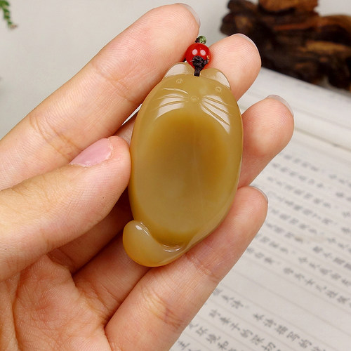 【天石玉器】和田玉糖玉招财猫挂件吊坠22.292g