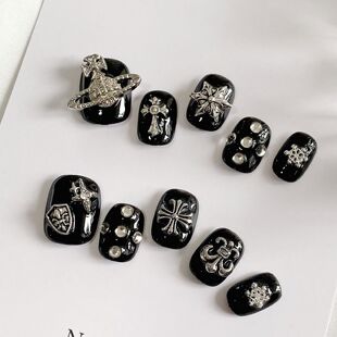 黑色短款手工朋克美甲穿戴高级甜酷纯手工暗黑指甲可拆卸贴片辣妹