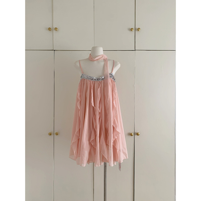 kubiliv私有浪漫珠片荷叶边海边度假纯欲露背抹胸吊带连衣裙