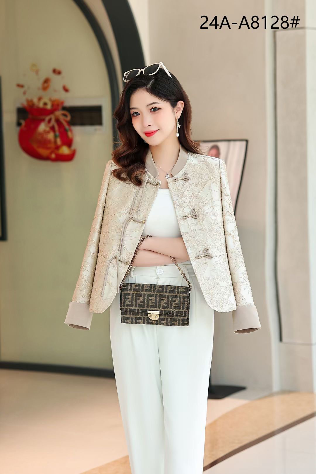 艾尔菲洋24a-a8128中式国风女装小外套春秋洋气显瘦百搭短款长袖